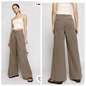 Reformation Black High Waisted Wide Leg Pleated Trousers